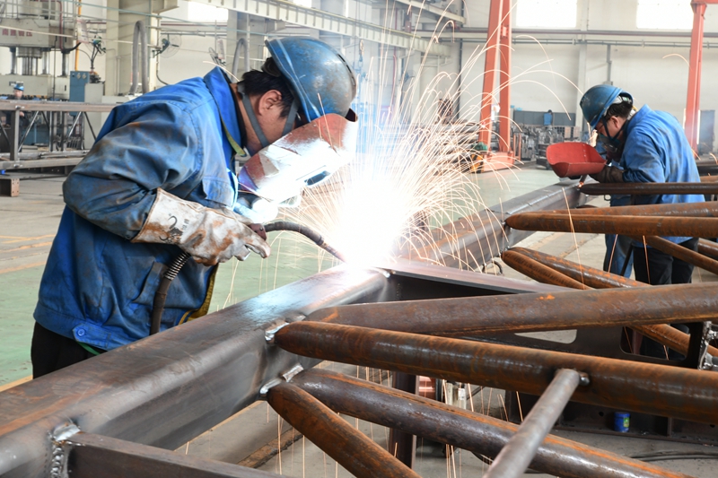 2021年5月七，陜建機(jī)股份舉辦為期6個(gè)月的“學(xué)黨史建功‘十四五’ 開新局奮進(jìn)新征程”為主題的勞動(dòng)競(jìng)賽1_副本.jpg